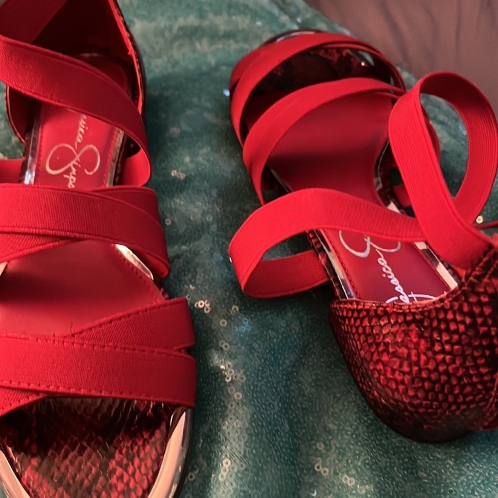 Jessica Simpson Sandals - Picture 2 of 4